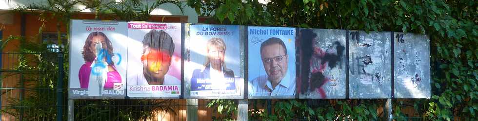 16 mars 2014 - St-Pierre - Panneau électoral - Ecole Jean Jaurès