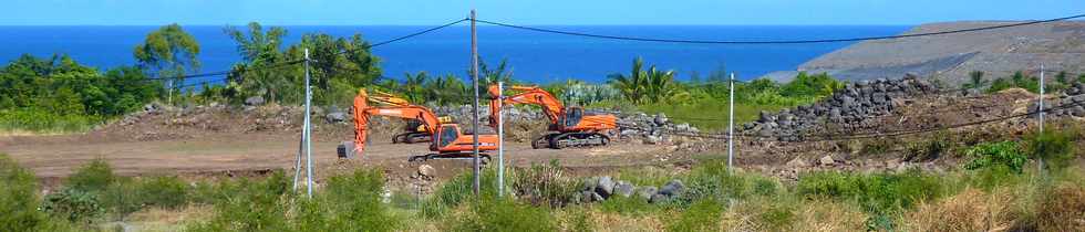 16 mars 2014 - Pierrefonds - Travaux Alle des Cdres