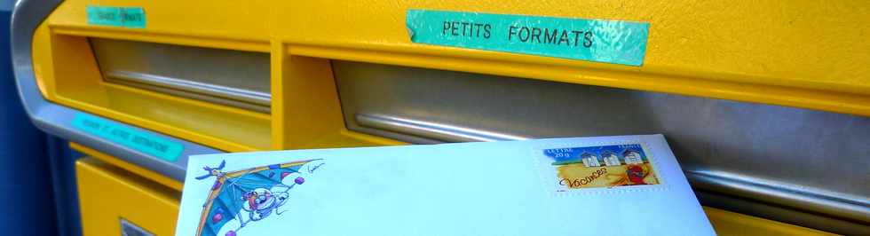 23 avril 2014 - St-Pierre - Une lettre  la poste