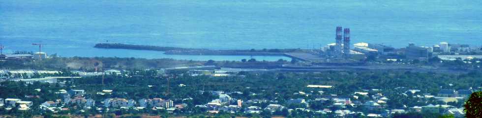 2 mai 2014 - St-Paul - Macabit Bois Joli - Vue sur le Port-Ouest