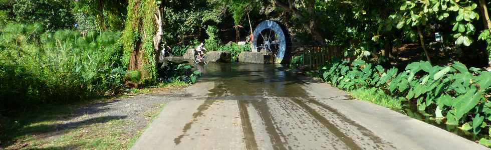 15 mai 2014 - St-Paul - Tour des Roches  vlo - Moulin  eau La Prire -