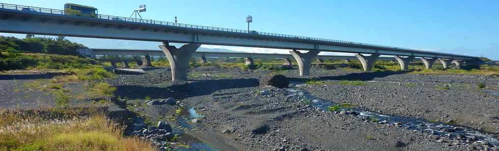 15 juin 2014 -  Ponts sur la rivire St-Etienne