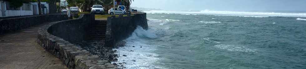 22 juin 2014 - St-Pierre - Houle - Petit boulevard de la plage