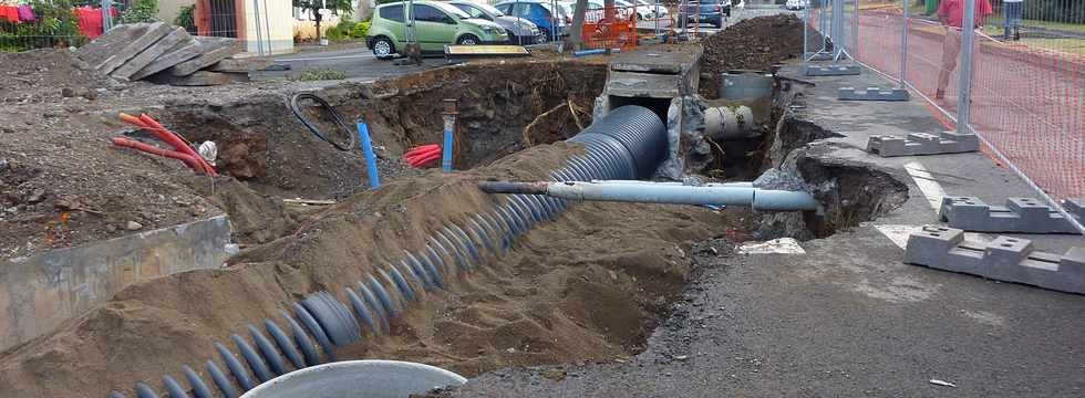 29 juin 2014 - St-Pierre -  Ravine Blanche - Travaux VRD