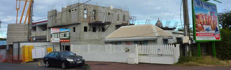 29 juin 2014 - St-Pierre -  Ravine Blanche - Construction de bureaux