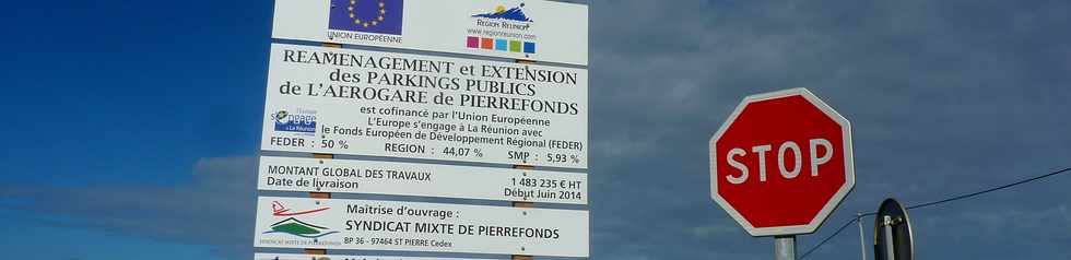 20 juillet 2014 - St-Pierre - Pierrefonds - Aéroport - Travaux de réaménagement des parkings