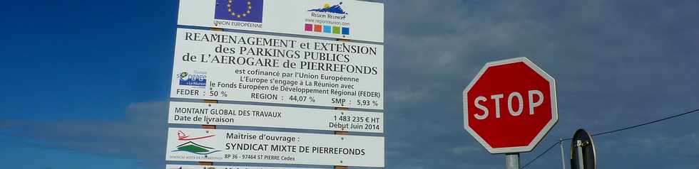 20 juillet 2014 - St-Pierre - Pierrefonds - Aroport - Travaux de ramnagement des parkings