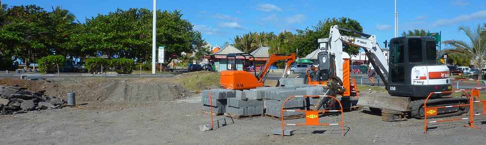 31 aot 2014 - St-Pierre - Boulevard Hubert-Delisle - Suppression de la piste cyclable