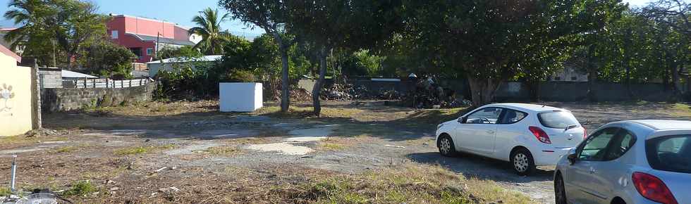 14 septembre 2014 - St-Pierre - Terrain nettoyé derrière le cimetière