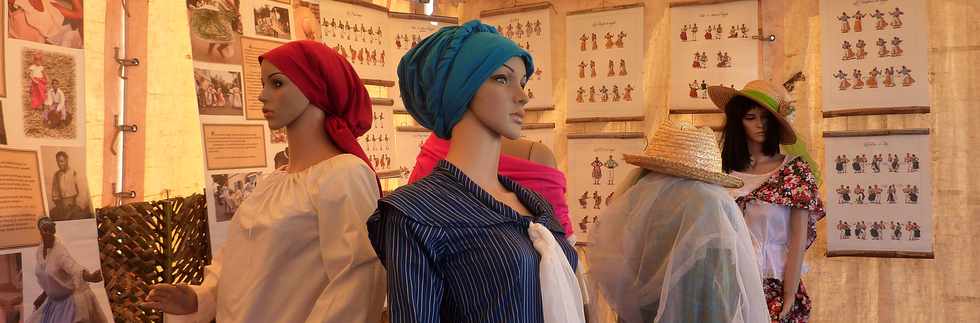 21 septembre 2014 - Saint-Pierre - Exposition Costumes lontan - Compères créoles