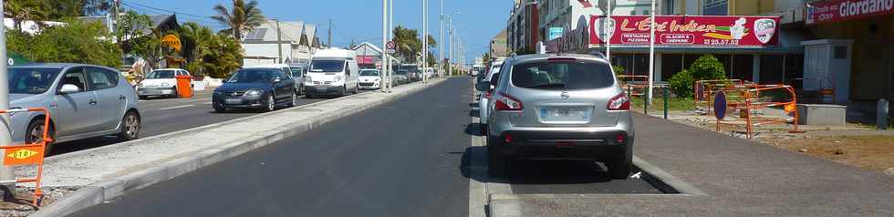 21 sept 2014 - St-Pierre - Suppression de la piste cyclable sur le bd Hubert-Delisle