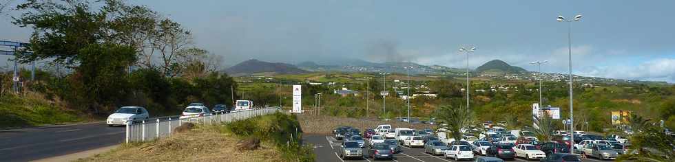 30 septembre 2014 - Incendies au Piton de Bassin Martin - Intervention du Dash 8