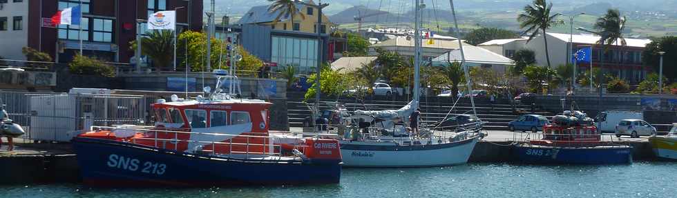 1er octobre 2014 - Port de St-Pierre - Vedette Commandant Rivire