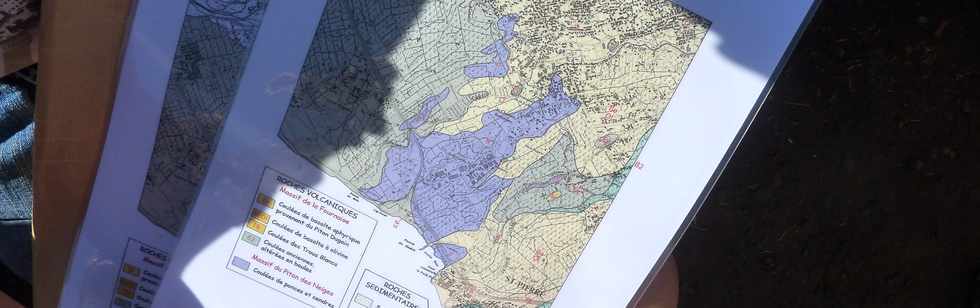 12 octobre 2014 - St-Pierre - Pointe du Diable, un site naturel remarquable - par Olivier Hoarau (Pôle valorisation du patrimoine) - carte géologique