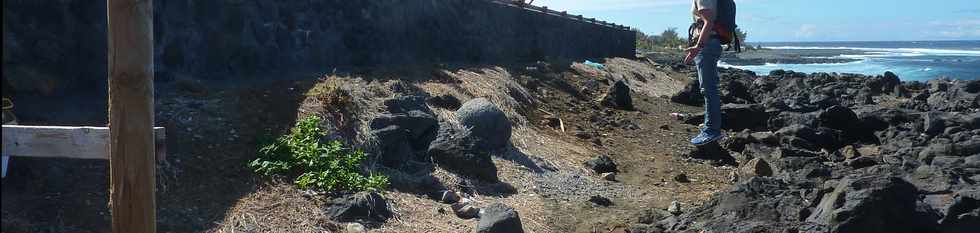 12 octobre 2014 - St-Pierre - Pointe du Diable, un site naturel remarquable - par Olivier Hoarau (Ple valorisation du patrimoine) - Cap Tuf - Coule des Trous Blancs