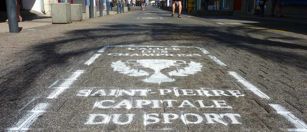 22 octobre 2014 - St-Pierre - Rue des Bons-Enfants, alle des Champions