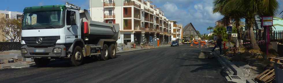 22 octobre 2014 - St-Pierre - Bitume rue du Pre Favron