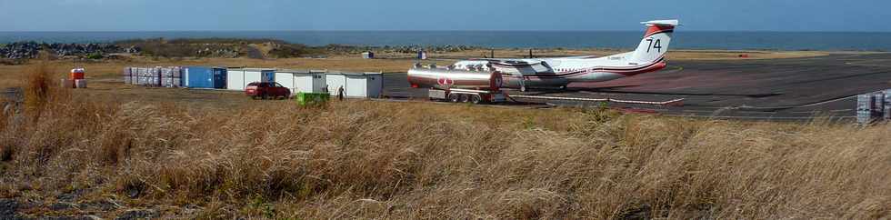 29 octobre 2014 - St-Pierre - Plicandrome de Pierrefonds et Dash 8