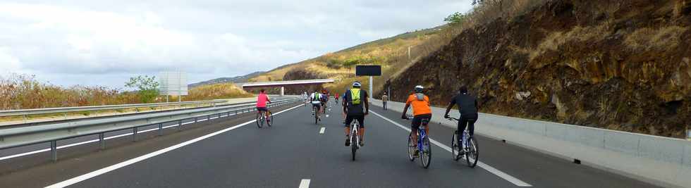 16 novembre 2014 - Route des Tamarins - Opration route libre -