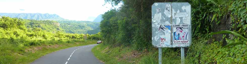 27 mars 2015 - St-Pierre - Panneau fermeture du radier du Ouaki