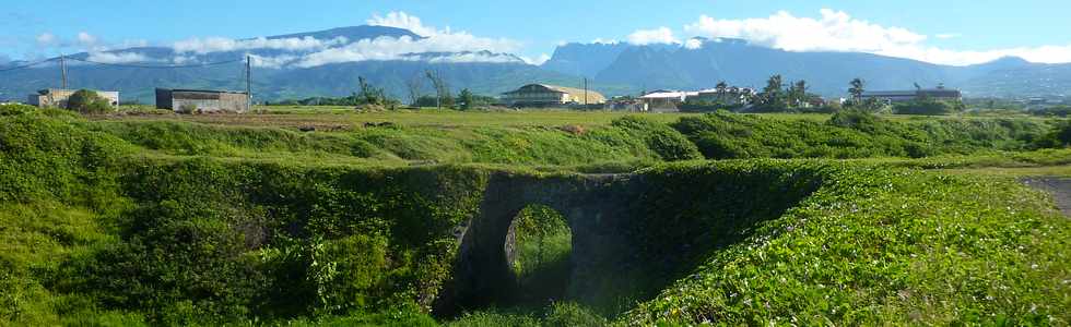 19 avril 2015 - St-Pierre - Le Velours, ancien pont