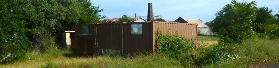 10 mai 2015 - St-Pierre - Pierrefonds - Containers conciergerie