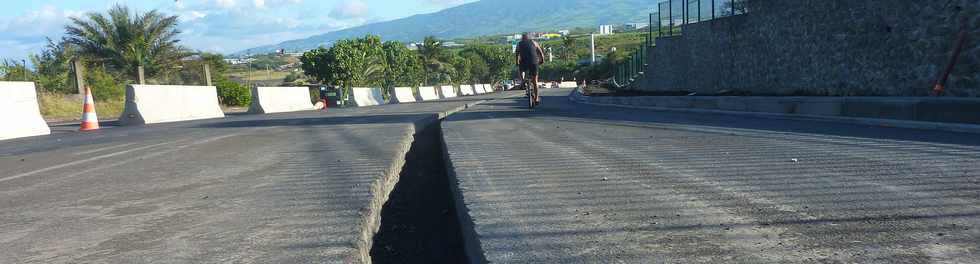 14 juin 2015 - St-Pierre - Travaux entre ouest du TCSP - ex nationale 1