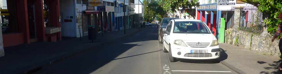 10 juillet 2015 - St-Pierre - Double-sens cyclable rue Archambeaud