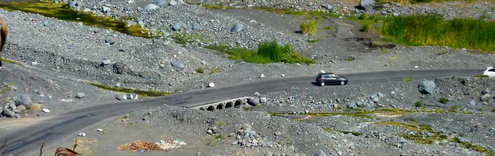 2 septembre 2015 -  Entre-Deux - Vue sur le radier du Ouaki