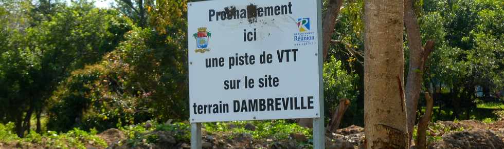 2 septembre 2015 -  St-Pierre - Ravine des Cabris - Chantier piste VTT