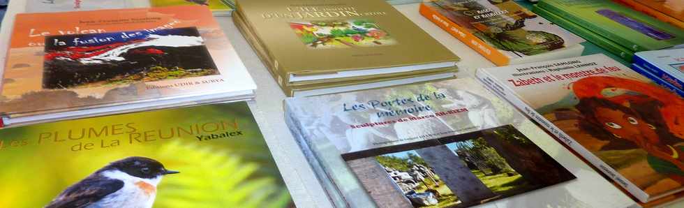 9 octobre 2015 - St-Pierre - Jardins de la plage - Athna 2015 - Salon du livre -