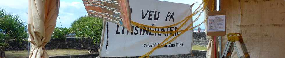 8 novembre 2015 - St-Pierre - Front de mer - Alternatiba pi - Village des alternatives  -