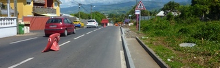 4 dcembre 2015 - Ligne des Bambous - Pose de trottoirs