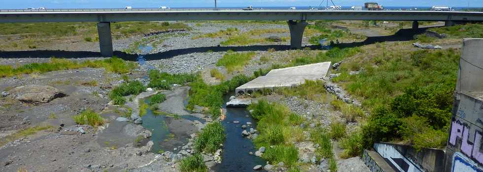 4 dcembre 2015 - St-Louis - Ancien radier et nouveau pont