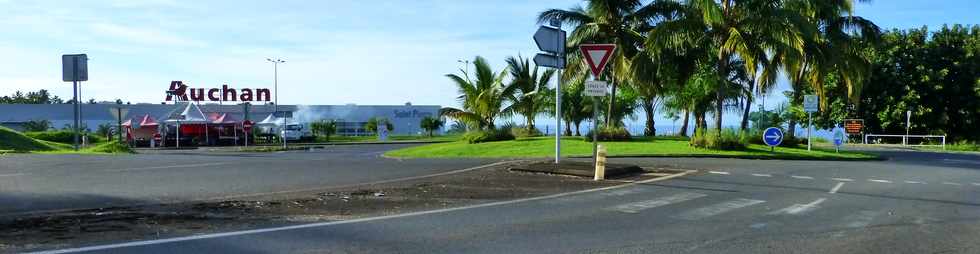 28 fvrier 2016 - St-Pierre - Rond-point de la Balance