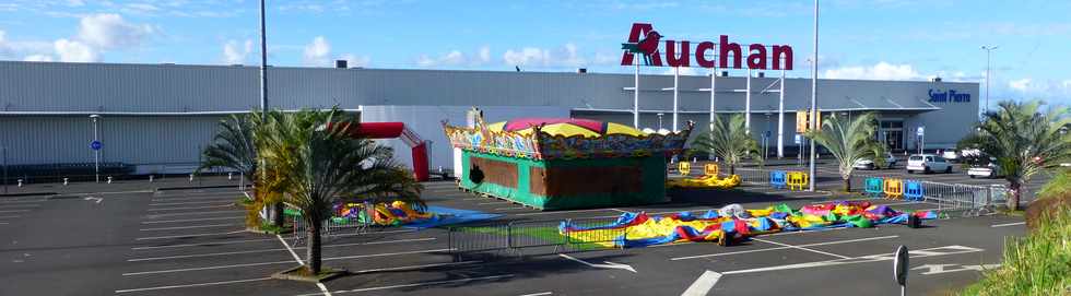 20 mars 2016 - St-Pierre - Jeux pour enfants à Auchan