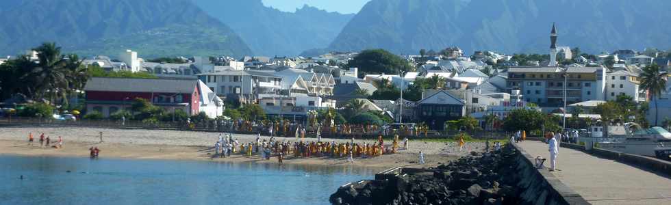 8 mai 2016 - St-Pierre -  Crmonie tamoule sur la plage