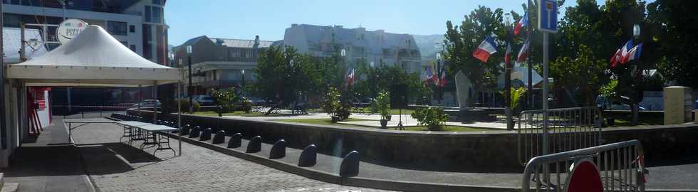 8 mai 2016 - St-Pierre -  Place des Victoires