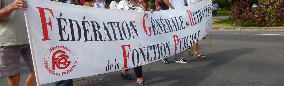17 mai 2016 - St-Pierre -  Dfil pour le retrait de la loi El Khomri