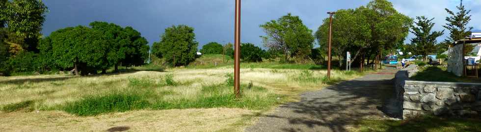 15 juin 2016 - St-Pierre - Chantier parc urbain Bois d'O - ANRU