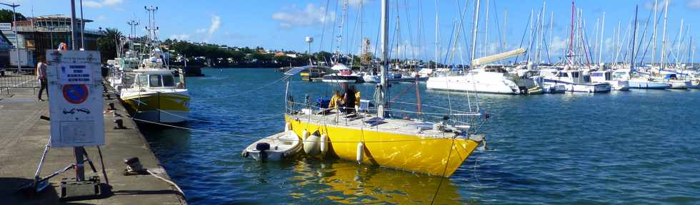 24 juin 2016 - Port de St-Pierre - Voilier-spectacle La Loupiote -