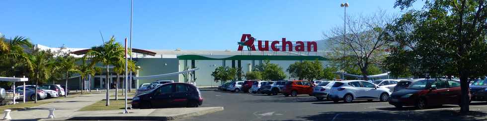 29 juin 2016 - St-Louis - ZI Bel Air - Auchan