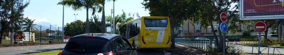 31 aot 2016 - St-Pierre - Car Jaune