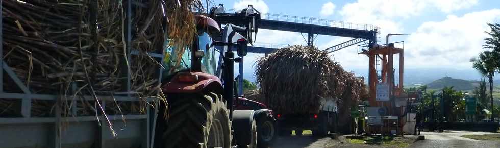 22 septembre 2016 - St-Pierre - Balance des Casernes - Dblocage des usines sucrires et reprise des apports -