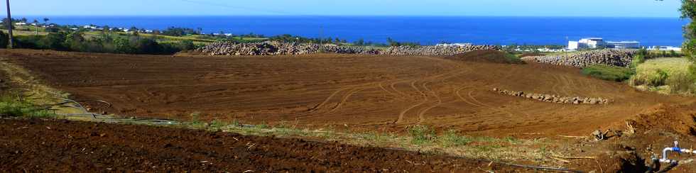 2 octobre 2016 - St-Pierre - Chemin de Bassin Plat - Extraction de roches