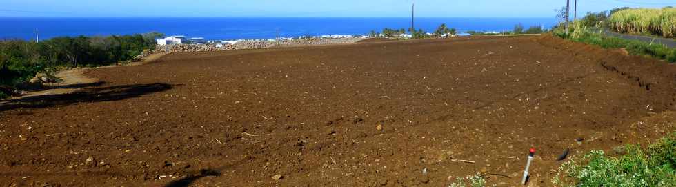 2 octobre 2016 - St-Pierre - Chemin de Bassin Plat - Extraction de roches