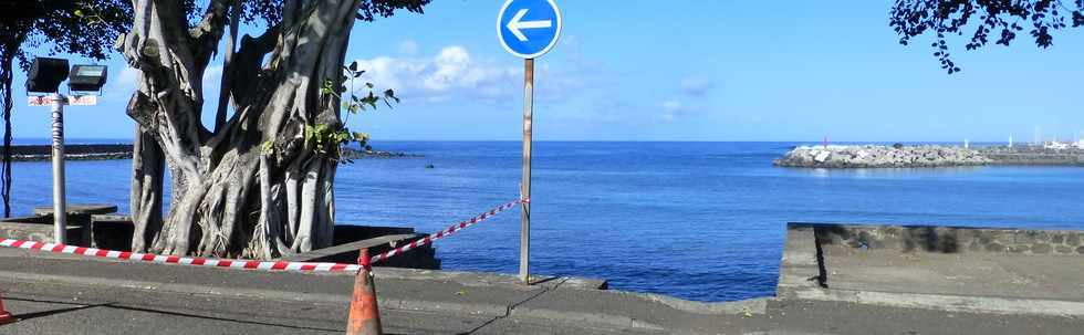 5 octobre 2016 - St-Pierre - Terre Sainte -  Rue Amiral Lacaze