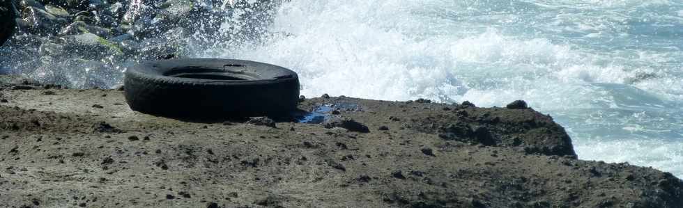 12 octobre 2016 - St-Pierre - Pointe du Diable - Pneu