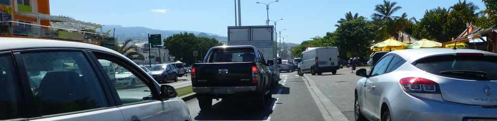 12 octobre 2016 - St-Pierre - Embouteillages sur le boulevard Hubert-Delisle - Travaux TCSP -