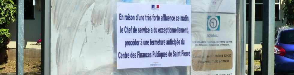 14 octobre 2016 - St-Pierre - Affluence - Fermeture anticipe centre des Finances publiques